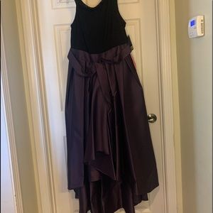 Beautiful evening gown. Black & Violet. Size 14. High in front and low in back.